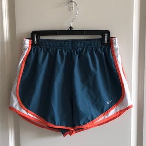 Nike Dri-Fit Tempo short